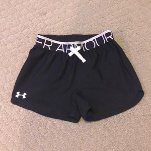 Girls Underarmour running shorts